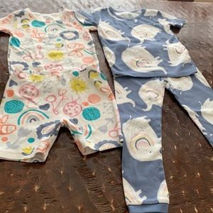 Brand new never worn made by Carter’s pjs cream and dusk both s/s sz 4